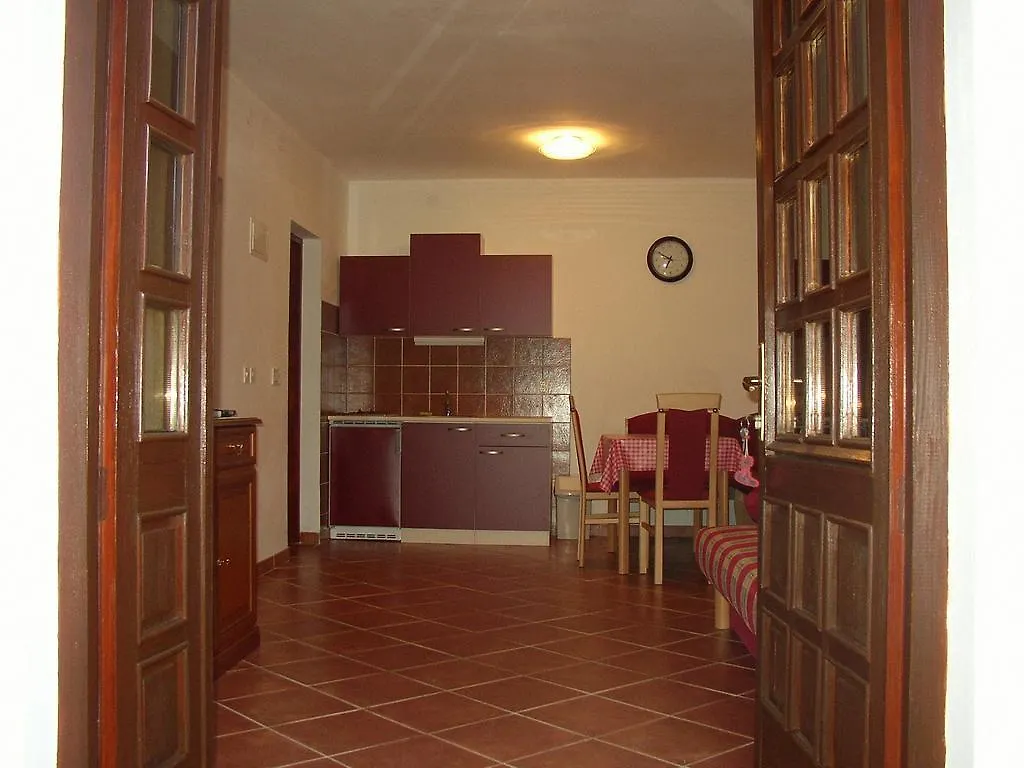 Apartments Jadranka Pula